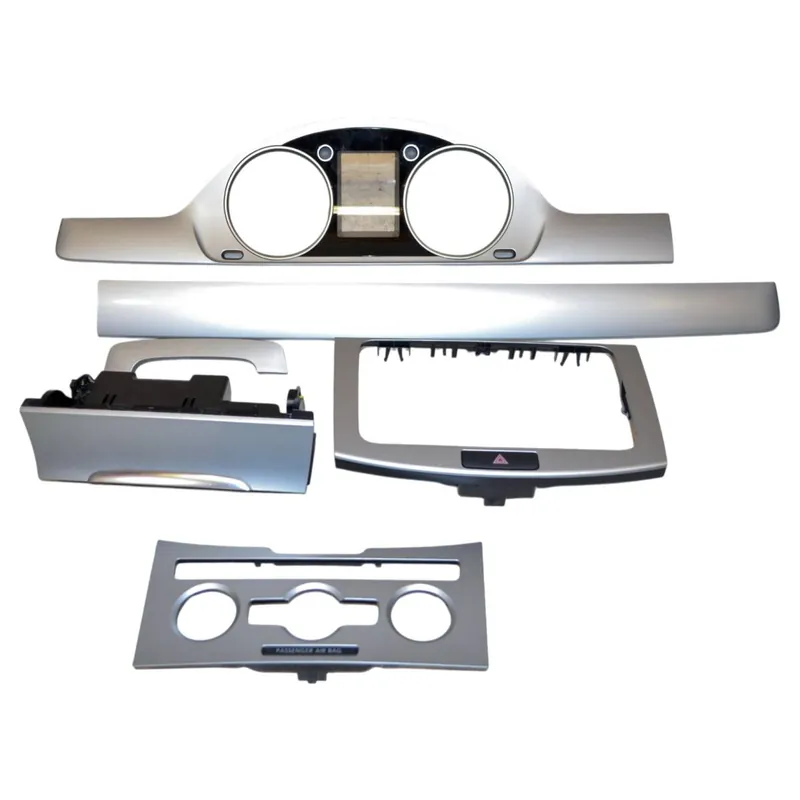 Akční Nabídka dekorace palubní desky VW Passat B7 3AA3AB858366D3AB857212D3H5 - poškrábaná