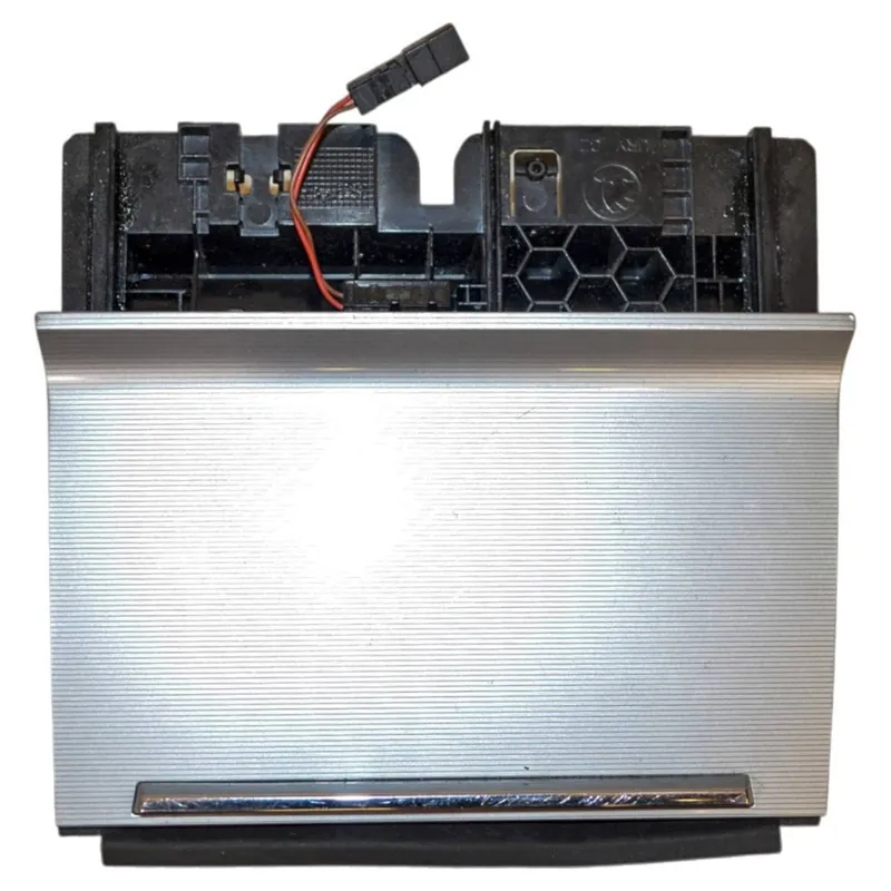 Horká Nabídka popelník - odkládací přihrádka ŠKODA Octavia III 5E05E1863077WI5 - poškrábaný