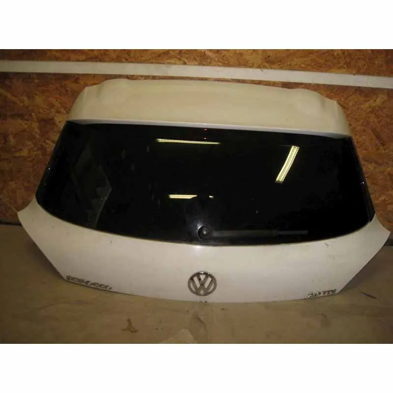 zadní třetí dveře VW Scirocco 1K8 Nízká Cena