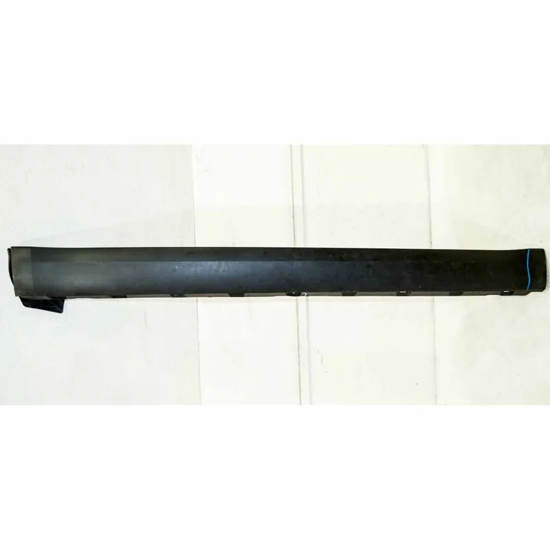 Cenově Výhodný prahová lišta pravá ŠKODA Yeti 5L0 lift5L0863855C9B9 - poškozená