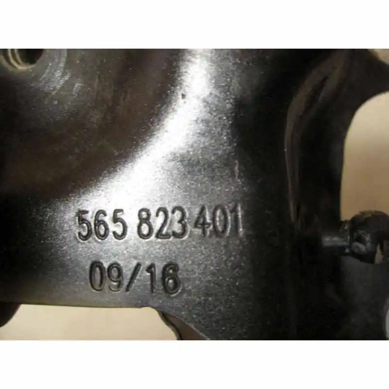 držák levý ŠKODA Kodiaq 565565823401 565823171 Horká Nabídka