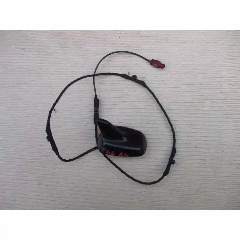 Akční Cena anténa AUDI A4 8K0 08-128K5035503