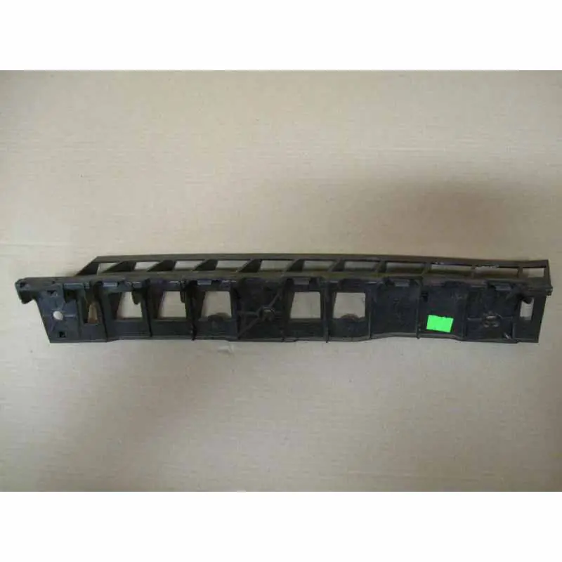 držák zadního nárazníku levý ŠKODA Yeti 5L0 lift5L6807863A Horká Nabídka