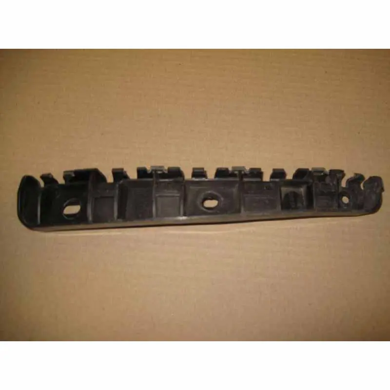 držák zadního nárazníku pravý ŠKODA Yeti 5L0 lift5L6807394A Omezená Nabídka