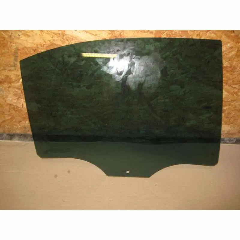 sklo do dveří pravé zadní (2014) ŠKODA Superb III 3V0 sedan3V5845206A Odeslání Ihned