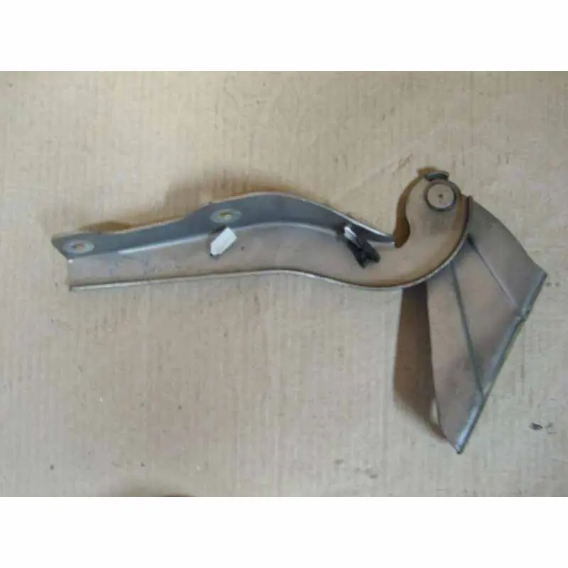 Časově Omezené pant kapoty pravý VW Amarok 2H02H0823302