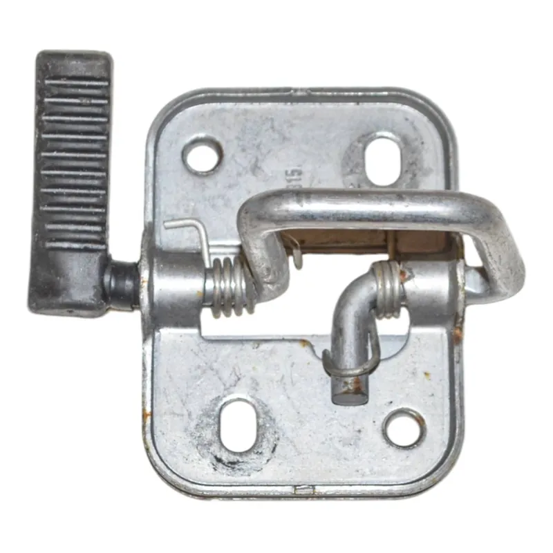 Značkový pojistka kapoty VW Golf VII 5G05G0823186A