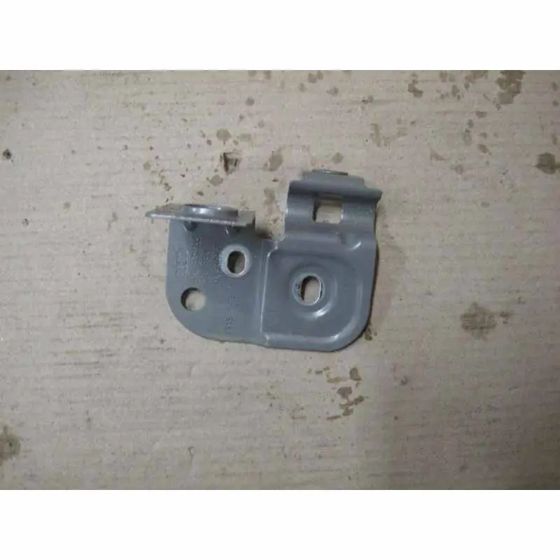 držák blatníku pravý AUDI Q7 4M0 16->4M0821168 Ihned K Objednání