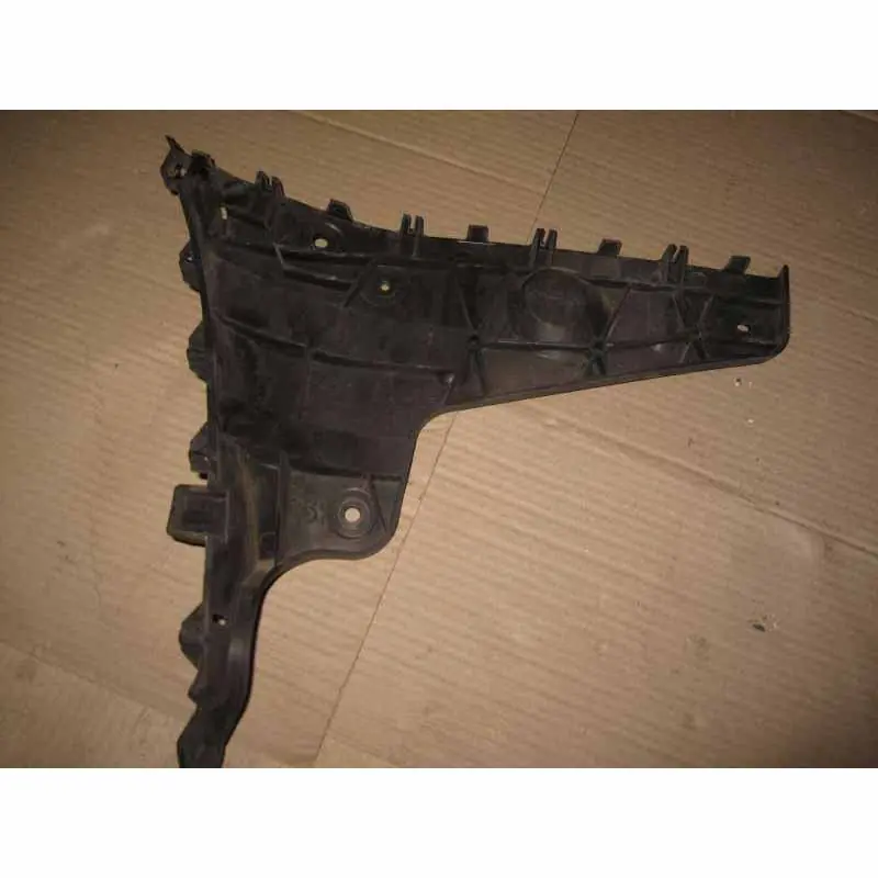 držák zadního nárazníku levý AUDI A4 8E0 sedan8E5807453B Hit Sezóny