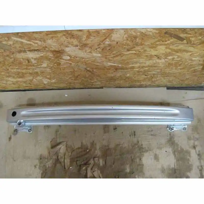 výztuha zadního nárazníku ŠKODA Octavia III 5E0 Scout combi Dokud Zásoby Vydrží