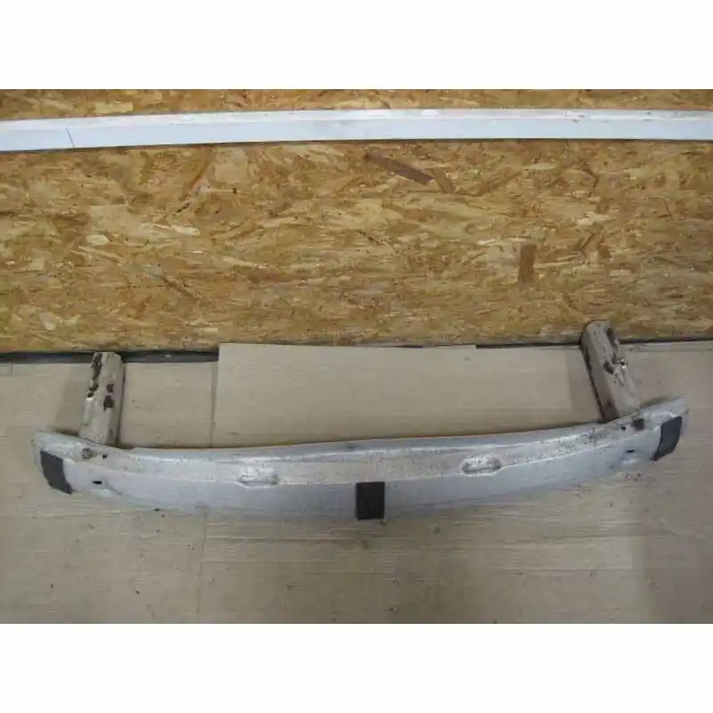 výztuha zadního nárazníku AUDI A6 Avant combi 98-01 Nízká Cena