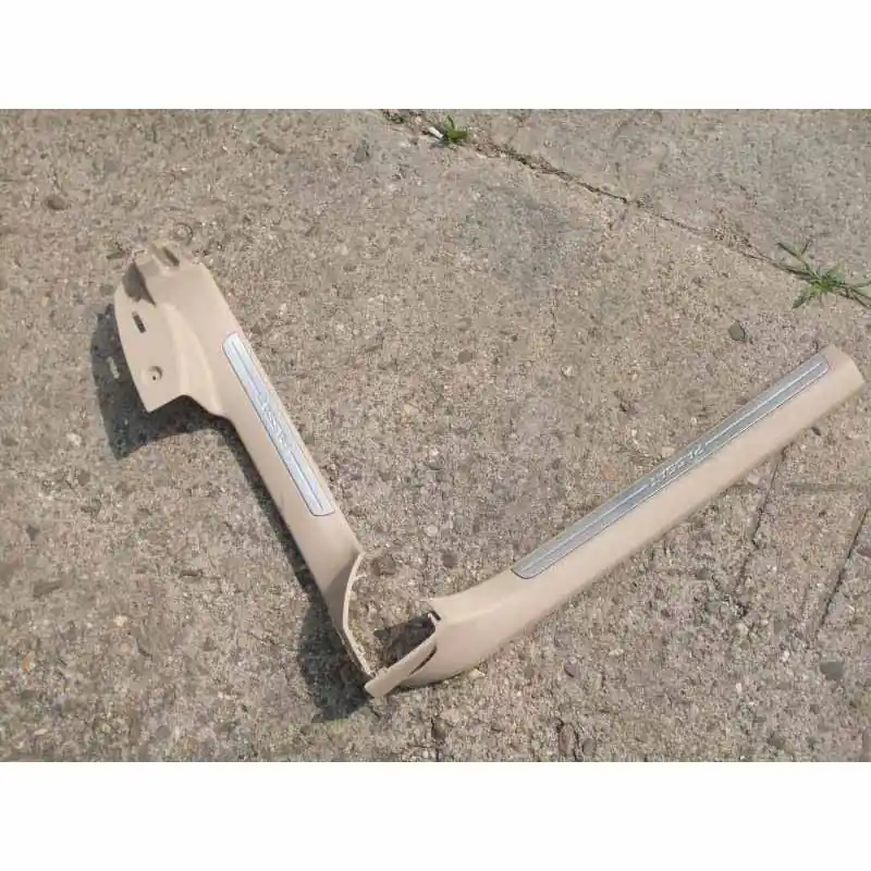 Aktuální prahová lišta nástupnílevá VW Passat B73AA853369AQ70