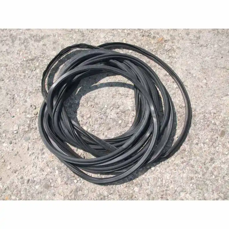 Sezónní Sleva sada těsnění dveří sedanŠKODA RAPID 5JA