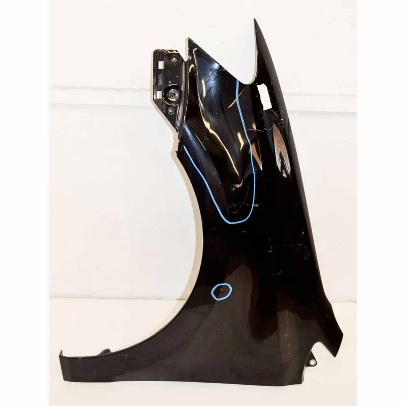 blatník přední levý VW Polo 6R0 6C0 2010-186R0821105 - poškozený Kup Teď