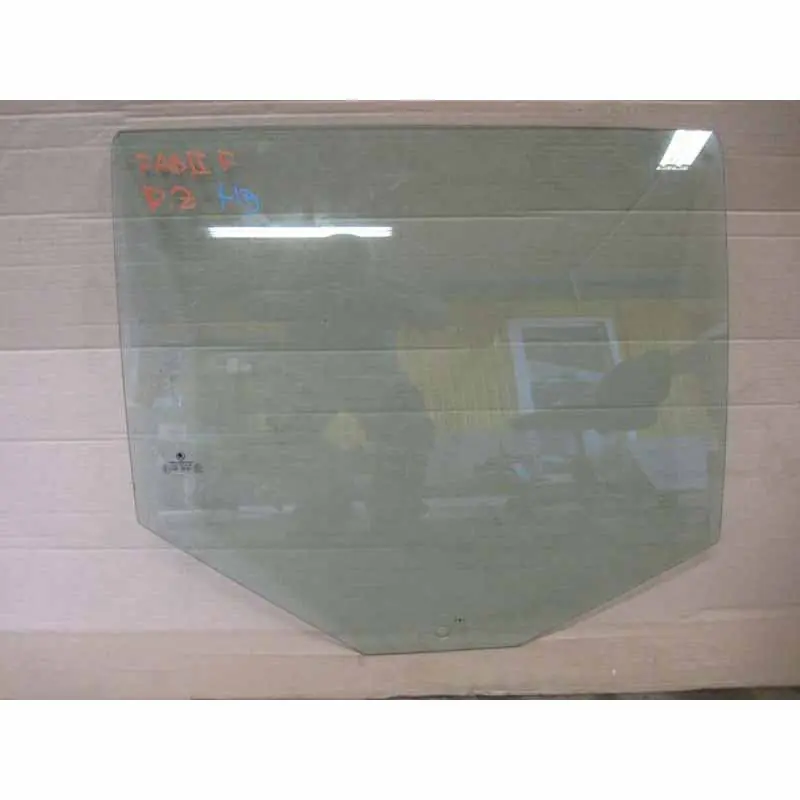 sklo dveří pravé zadní - čiré ŠKODA Fabia II 5J0 sedan Značkový