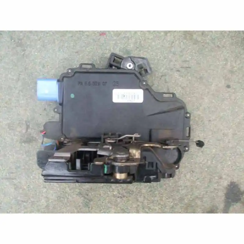 Cenová Bomba zámek dveří levý VAG3B4839015AG