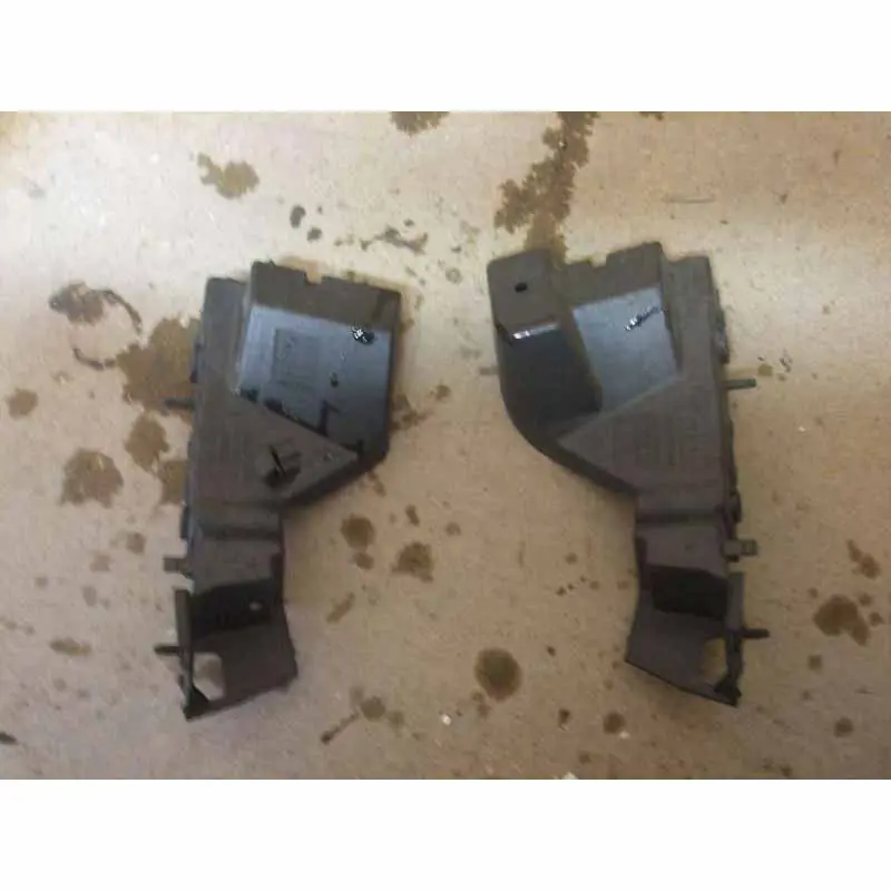 držák předního nárazníku pravý Audi Q5 3.0 TDI8R0807284C Top Prodej