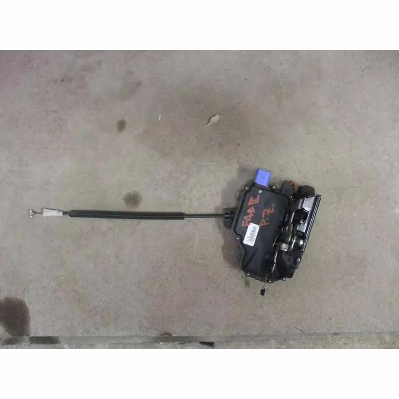 zámek dveří pravý zadní ŠKODA Fabia II 5J06Y0839016A Finální Výprodej