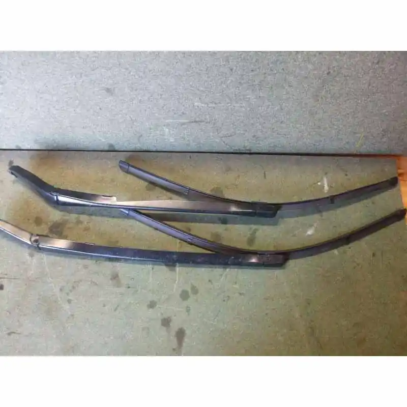 Výprodej ramínko stěrače - stěrač levý AUDI A8 4E0 04-104E1955407C