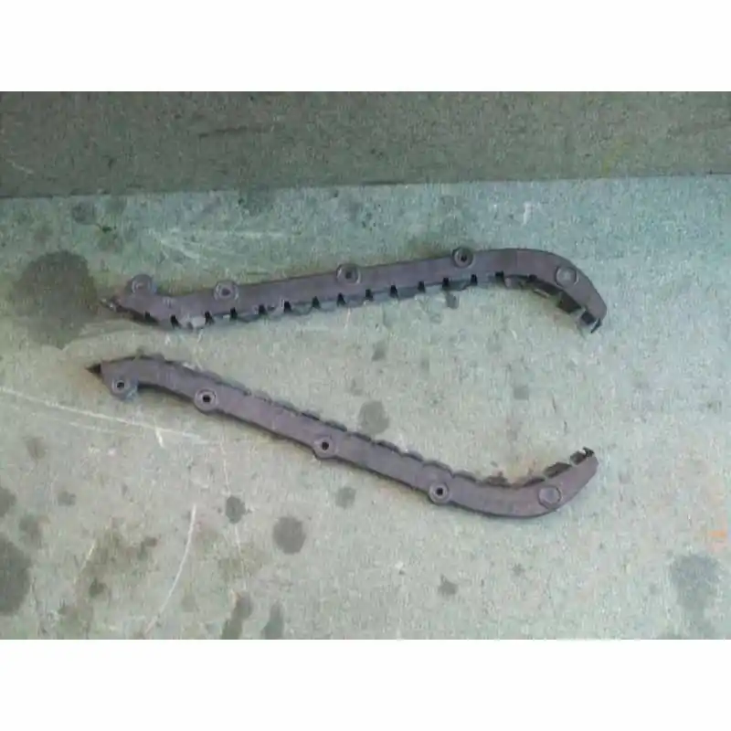 držák zadního nárazníku pravý ŠKODA Roomster 5J75J7807394 Horká Nabídka