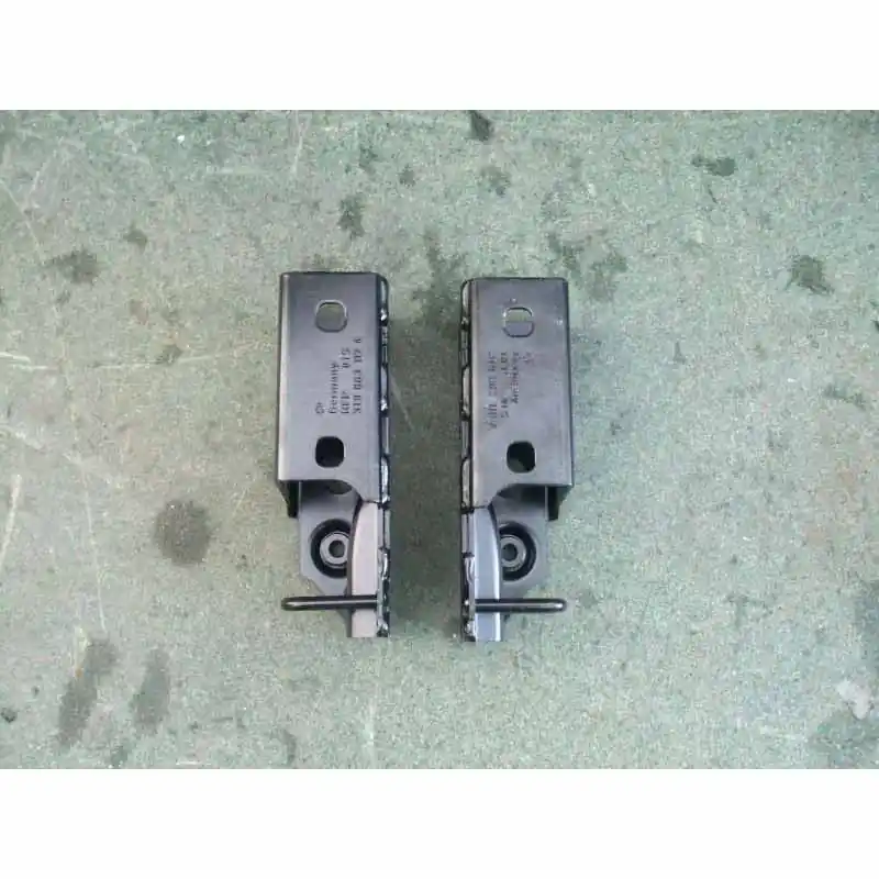 Hit Sezóny držák zavazadlového prostoru pravý ŠKODA Superb II 2,0 TDI3T9863118A