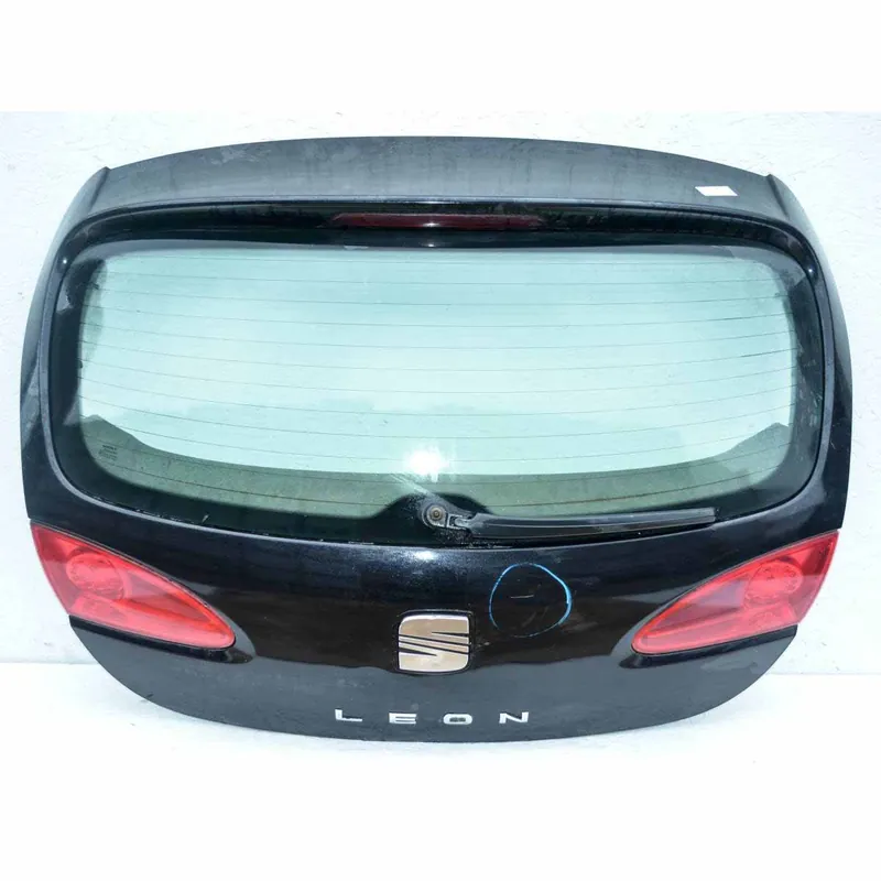 Výprodej zadní páté dveře - kompletní SEAT Leon II - poškozené