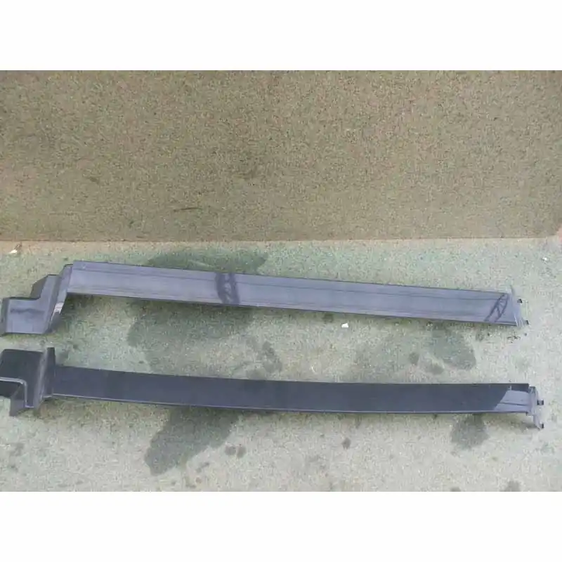 Cenová Bomba kryt pojezdu dveří levý VW Sharan 7N07N0843795