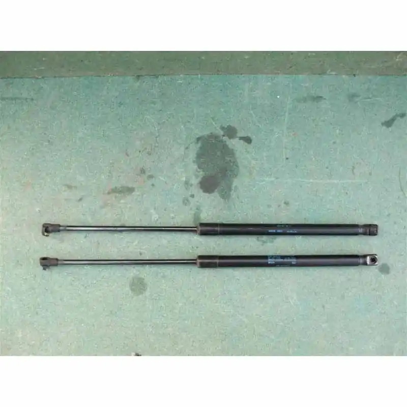 Akce plynová vzpěra zadních pátých dveří VW Polo6Q6827550C