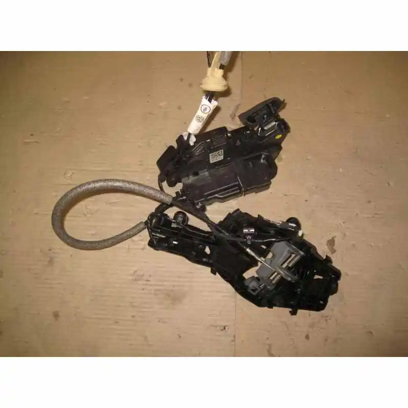 zámek dveří VW Passat B8 3G03G0839085G5G4839015510837811C Hit Sezóny