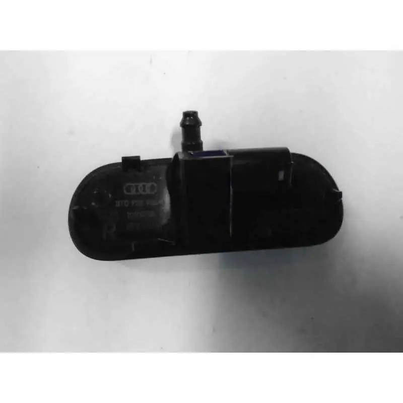 tryska ostřikovače pravá - vyhřívaná AUDI A4 8K0 A5 8T08T0955988B Ihned K Objednání