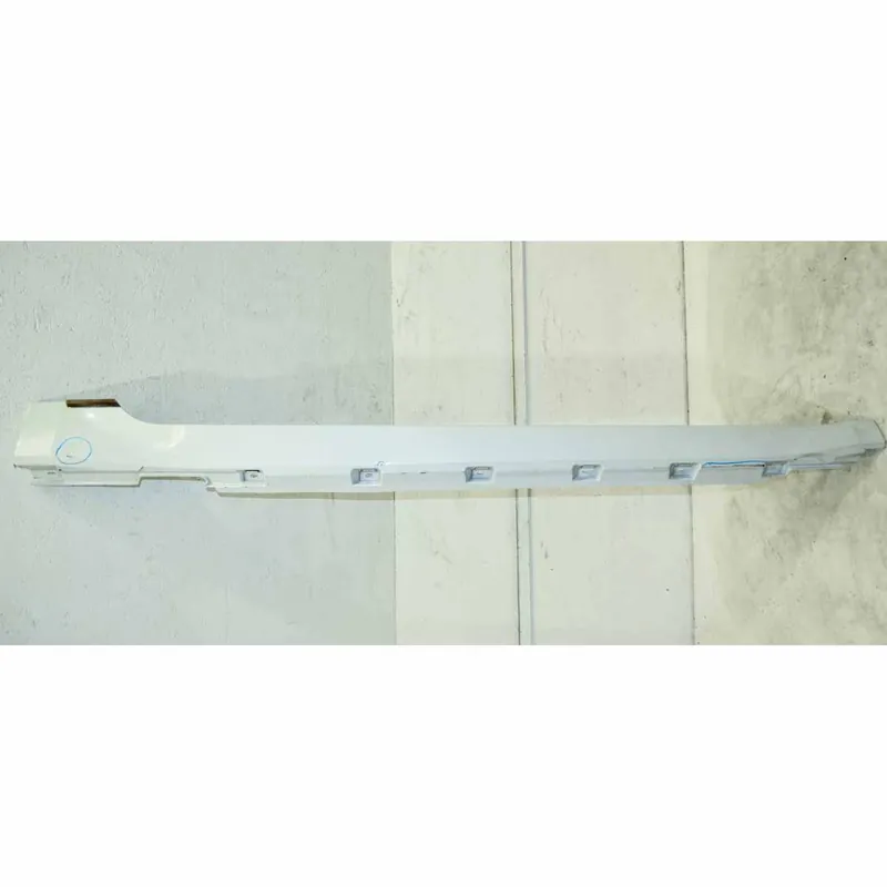 Akční Cena prahová lišta pravá VW Arteon 3G83G8853856 - lehce poškrábaná