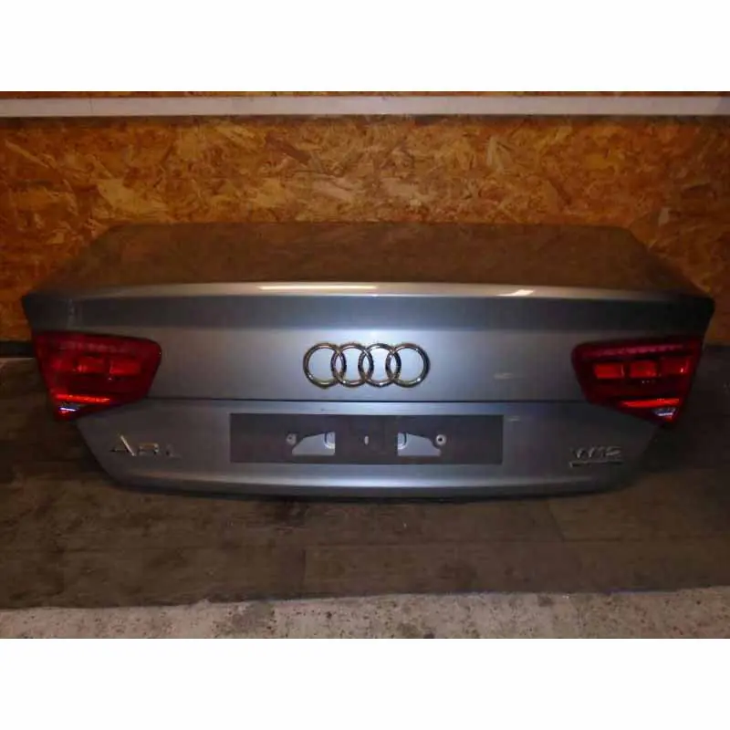 víko kufru + parkovací kamera AUDI A8 4H0 W12 long Finální Výprodej