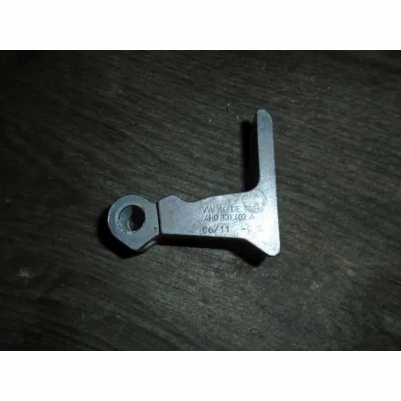 Značkový pant dveří pravý přední horní AUDI A8 4H04H0831402A