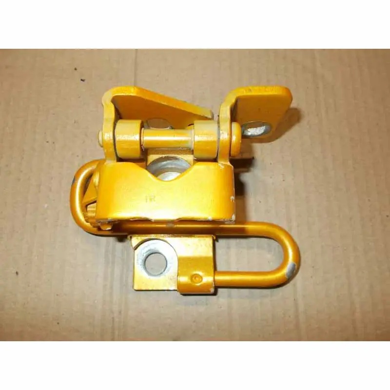 Aktuální pant dveří pravý zadní spodní VW1K4833412N1K4833412Q1K4833412D1K4833412F