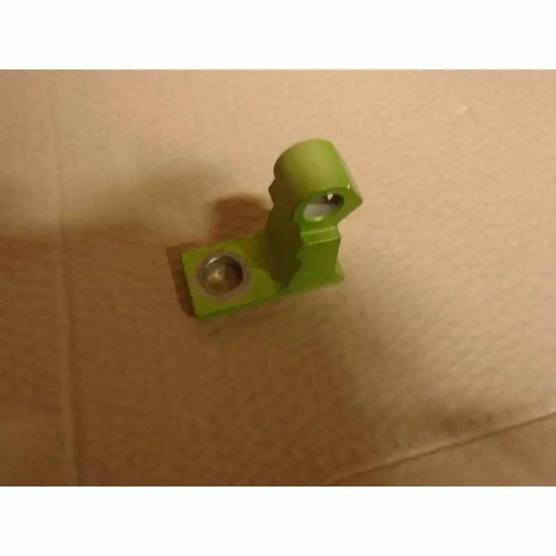 Přímo Od Výrobce pant dveří levý přední/zadní horní VAG7N08314017N0831401A7N0831401B