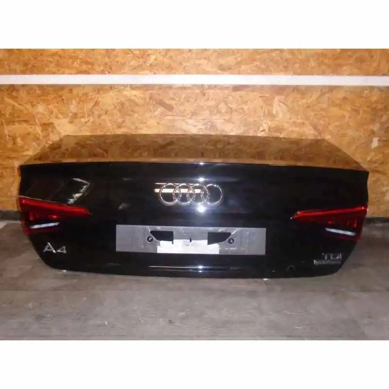 víko kufru - zadní páté dveře + parkovací kamera AUDI A4 8W0 sedan Doprava Zdarma