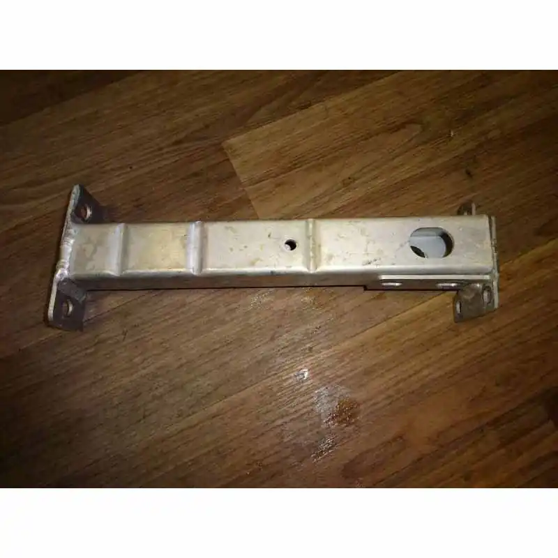 výztuha - deformační prvek pravý AUDI A8 4N04N0802074A Sezónní Sleva