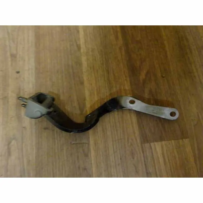 Zlevněný pant zadních pátých/třetích dveří pravý AUDI TT 8S0 Coupé8S88273008S8827300A