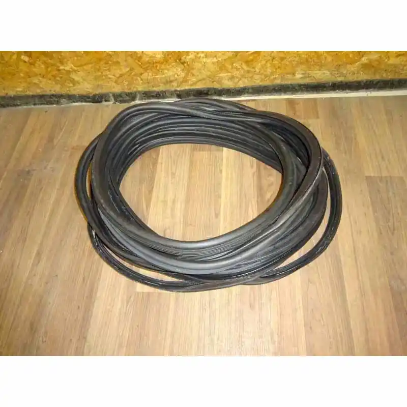 sada těsnění dveří SEAT Arona 6F96F9867365C6F9867366C6F9867367C/368C Tovární Cena