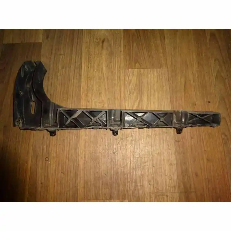 držák zadního nárazníku pravý AUDI A8 4H0 lift4H0807454C Aktuální