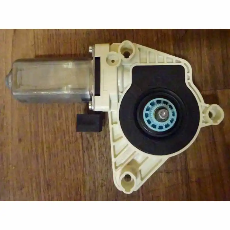 motorek stahování oken přední pravý VAG5Q4959802B Nejlepší Cena