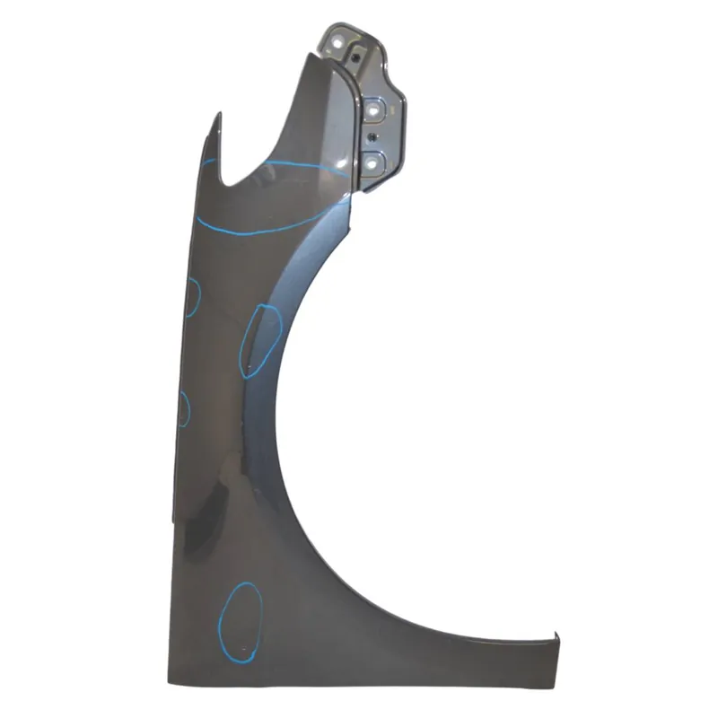 blatník přední pravý VW Passat CC 3C8 lift3C8821022 - poškrábaný Doprava Zdarma