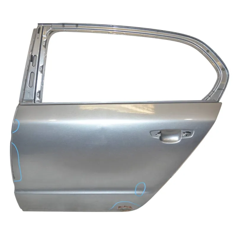 dveře zadní levé - holé ŠKODA Superb II 3T0 (lift) sedan3T5833055 - poškozené Cenově Výhodný