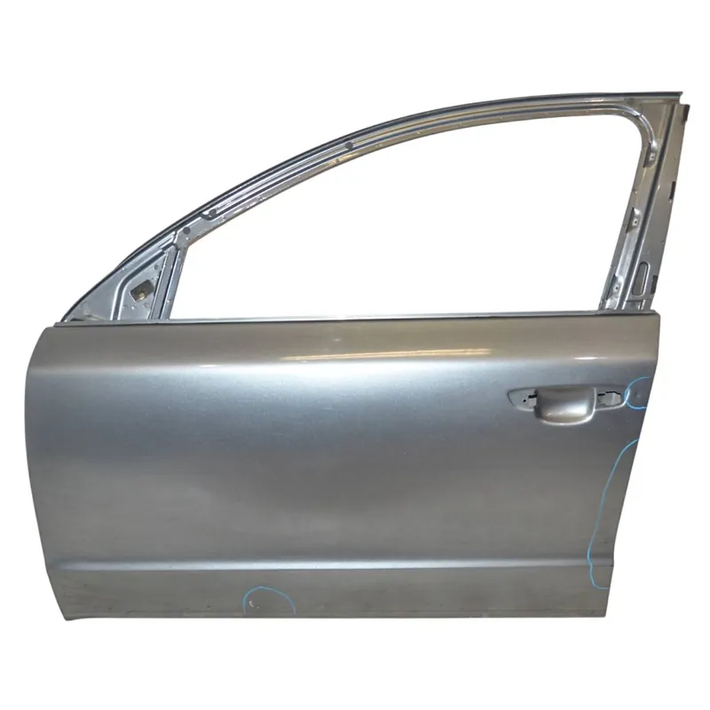 Expresní Doručení dveře přední levé - holé ŠKODA Superb II 3T0 (lift)3T0831055 - poškozené