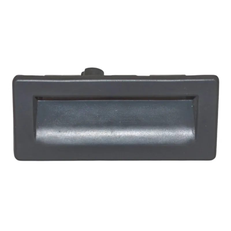 Akce klika zadních pátých dveří - tlakový spínač VAG3V0827566