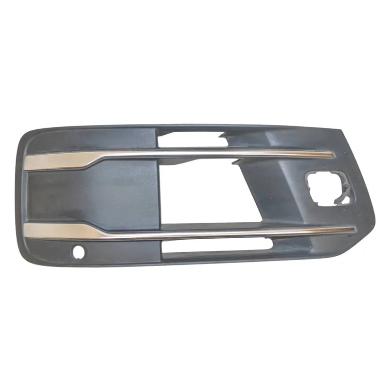 Akční Nabídka mřížka do nárazníku pravá AUDI Q7 4M04M0807682Q4M0807682T