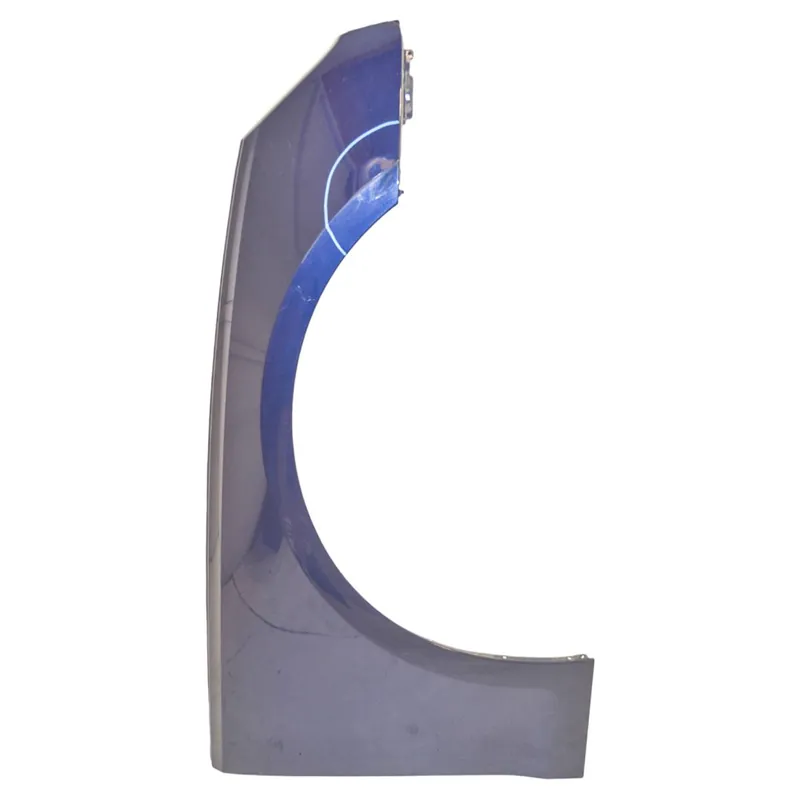 blatník přední pravý AUDI A4 8W0 lift8W0821106D - poškozený Must-Have