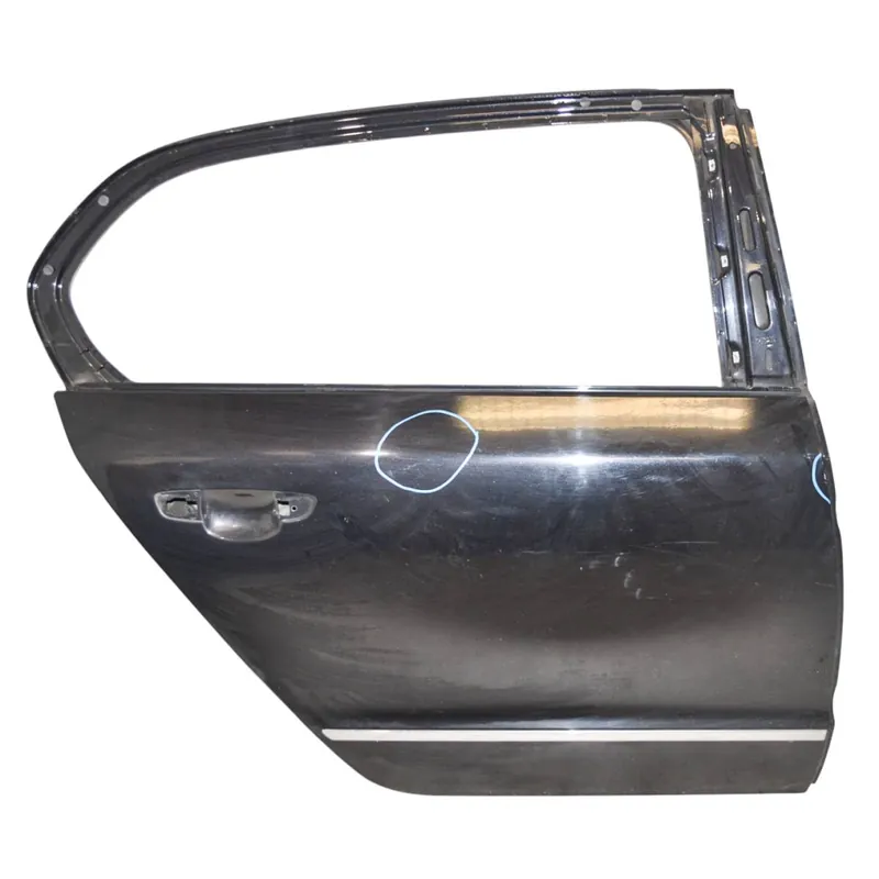 dveře zadní pravé - holé ŠKODA Superb II 3T0 (lift) sedan3T5833056 - lehce poškozené Horká Nabídka