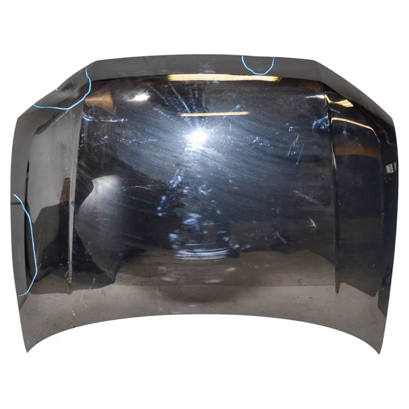 Vysoce Kvalitní kapota AUDI Q3 83A83A823029 - poškozená