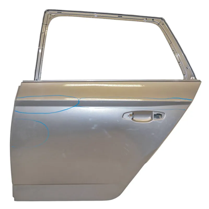 dveře zadní levé - holé ŠKODA Fabia III 6V0 (lift) combi6V98333116V9833051 - poškozené Oblíbený